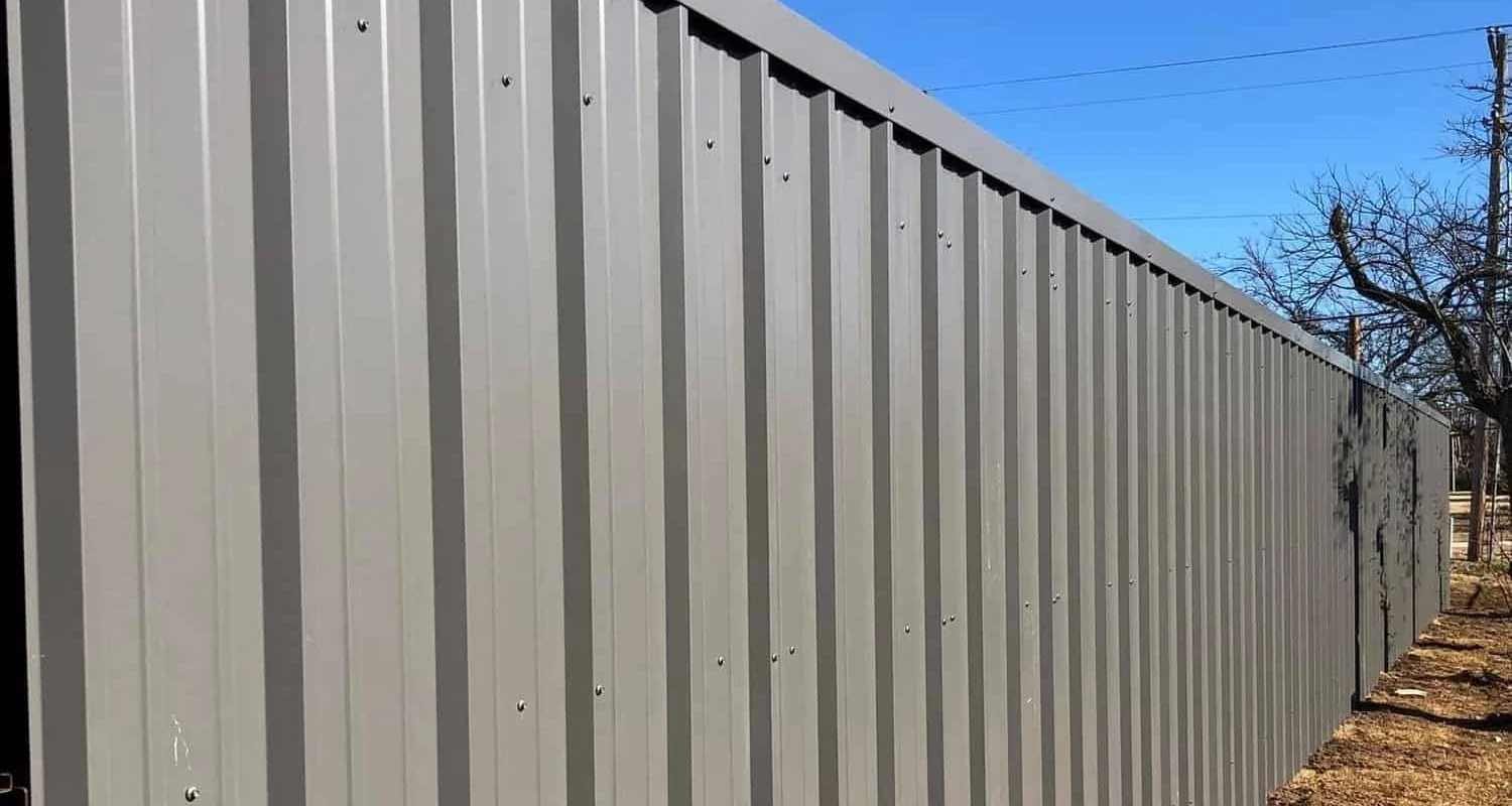 Metal R-Panel Roofing in Laredo, TX